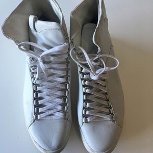Men’s Zara white high tops